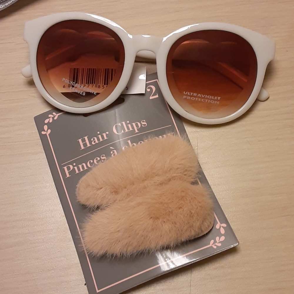 Sunglasses+ Hair Clips